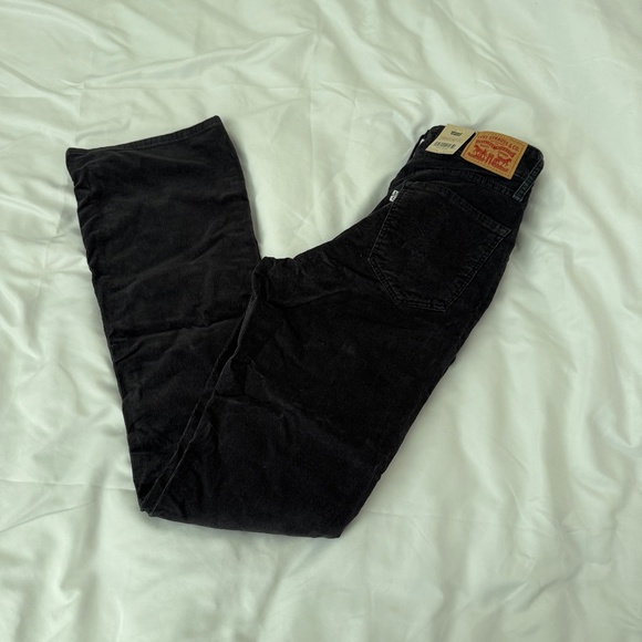 levi's bootcut jeans  size 26  details: -inseam: 32 inches  -NWT -725 high rise - Picture 1 of 5